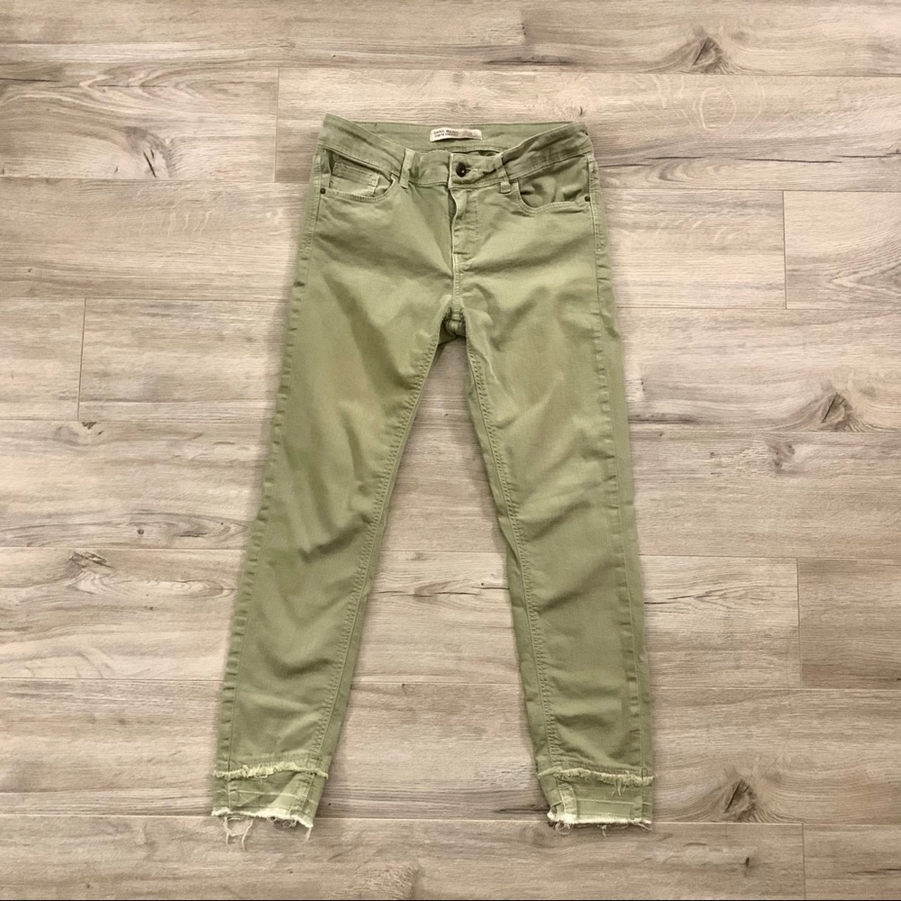 Zara “Basic Z1975 denim” jeans